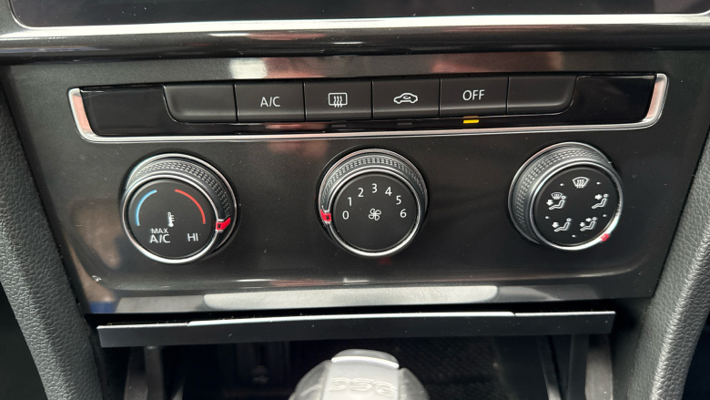 Volkswagen Golf 1.4 TSI SE [Nav] 5dr DSG Petrol Hatchback